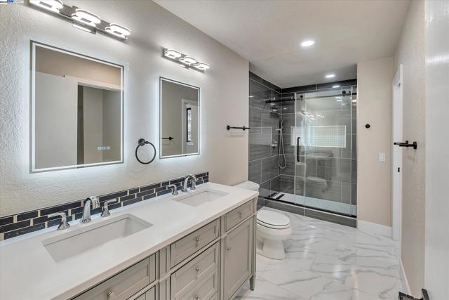 Image 45 of 60 For 4280 Hillview Dr