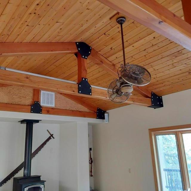 5051 Arctic Lane, Somerset CA: https://media.crmls.org/mediaz/b36ddec4-96a6-4349-9885-20fd67060d51.jpg