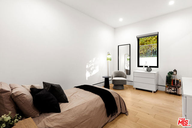 16366 Sloan Drive, Los Angeles CA: https://media.crmls.org/mediaz/b36de693-7156-4b7f-8990-440e7b23ed8e.jpg