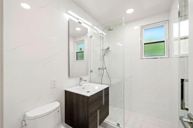 3310 Kenneth Drive, Palo Alto CA: https://media.crmls.org/mediaz/b36eab3d-71e8-4a6d-b737-0660992525bb.jpg