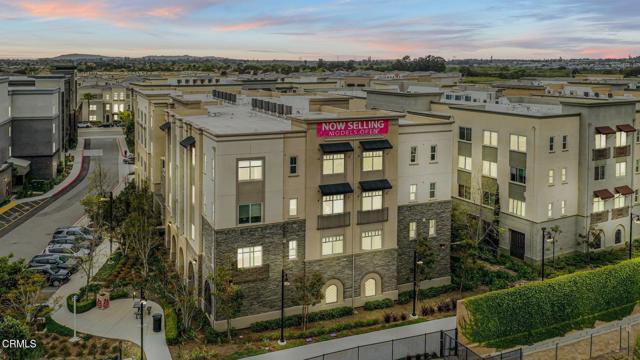 2810 Wagon Wheel Road, Oxnard CA: https://media.crmls.org/mediaz/b36f76fc-3107-4108-9ef0-6471176791a7.jpg