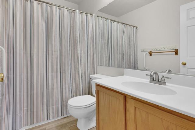 309 Windsor Court, King City CA: https://media.crmls.org/mediaz/b36fbdf0-eb02-4d92-b464-509e36b8e3f3.jpg
