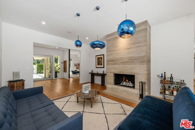 3112 Corda Drive, Los Angeles CA: https://media.crmls.org/mediaz/b36fdddc-32bf-41cf-bca3-3b98b0669819.jpg