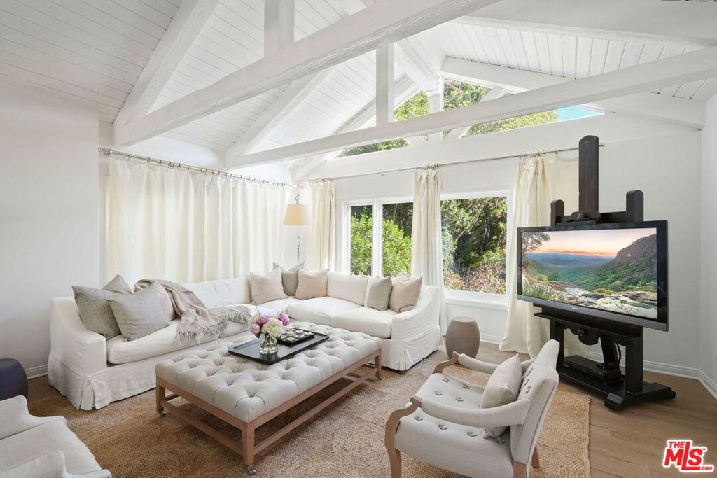 MLS #25622797 image #16