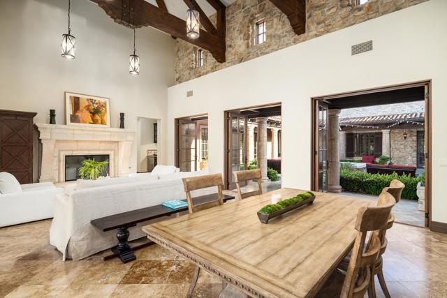 4258 Via Ravello, Rancho Santa Fe CA: https://media.crmls.org/mediaz/b3714ed2-b4bd-40b0-af41-f190c9ccd576.jpg