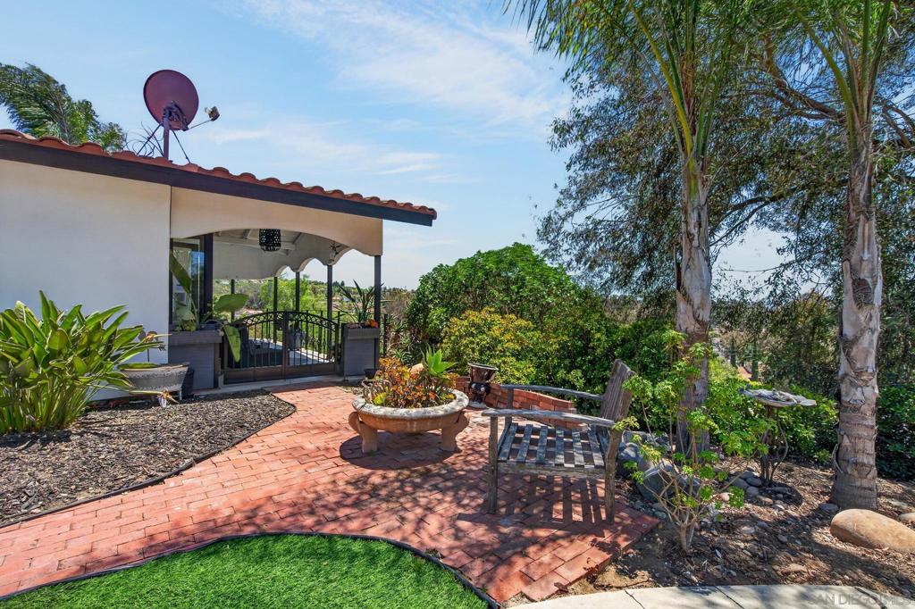15031 Heath Dr. - photo 6