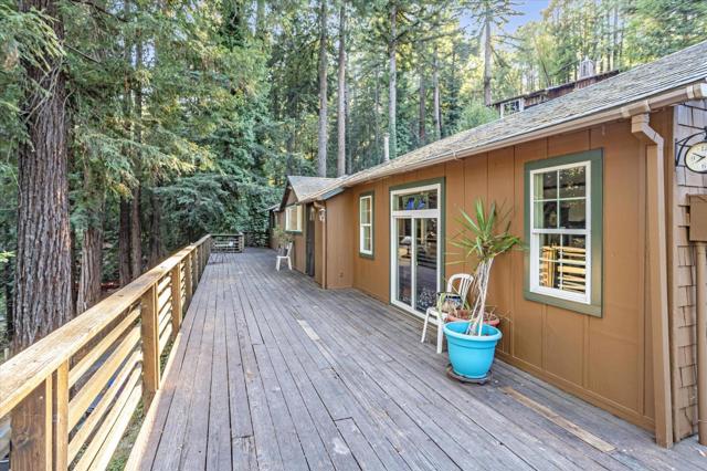 Image 26 of 39 For 1045 Forest Way