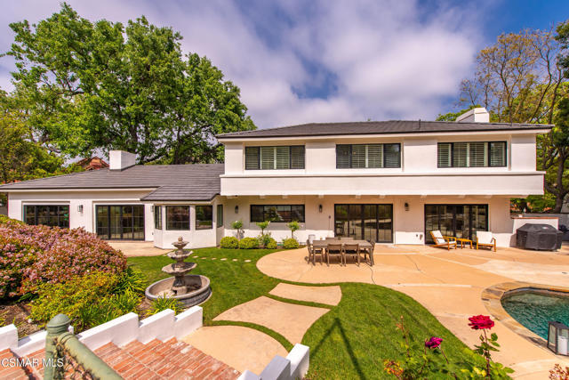 1211 Ridgecrest Place, Westlake Village CA: https://media.crmls.org/mediaz/b373842a-18ae-472c-8ed7-90f7fa4e9592.jpg