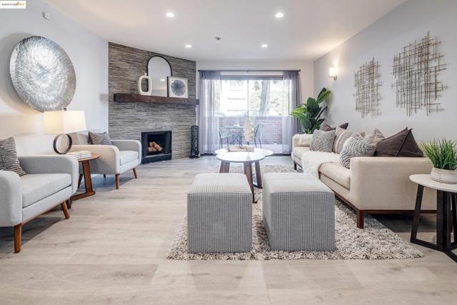 389 Belmont St, Oakland CA: https://media.crmls.org/mediaz/b374dd7b-c52d-429a-a795-5f305a39b4cd.jpg