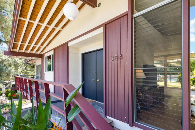 304 Mesa Lila Road, Glendale CA: https://media.crmls.org/mediaz/b37552ae-2d72-4f49-9465-7a241c84bfe1.jpg