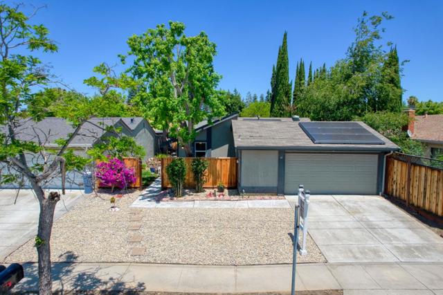 33 Hayes Avenue, San Jose CA: https://media.crmls.org/mediaz/b3760560-66bc-468f-9ddf-bcf915737bef.jpg