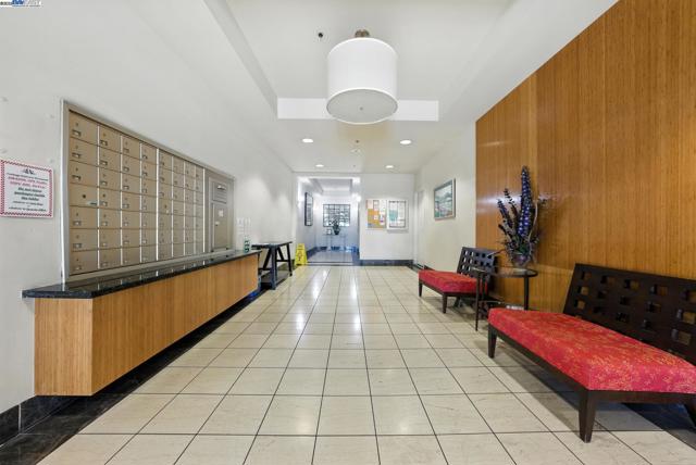 989 Webster, Oakland CA: https://media.crmls.org/mediaz/b376bc14-3e79-43c8-9ead-850c58f33baf.jpg