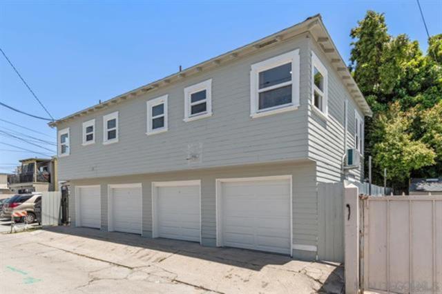 4118 39Th St, San Diego CA: https://media.crmls.org/mediaz/b376d48e-162d-4e87-a1da-fc9ade13077e.jpg