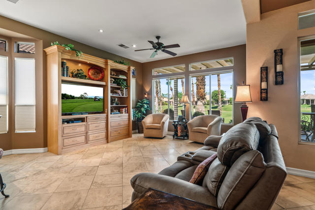 Image 10 of 62 For 44391 Royal Lytham Drive