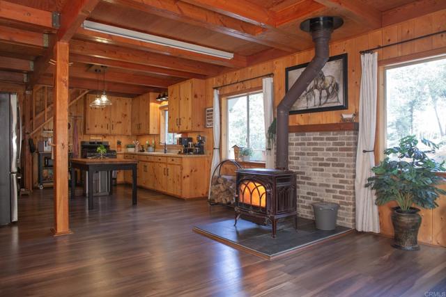 Detail Gallery Image 6 of 61 For 22234 Crestline Rd, Palomar Mountain,  CA 92060 - 3 Beds | 1/1 Baths