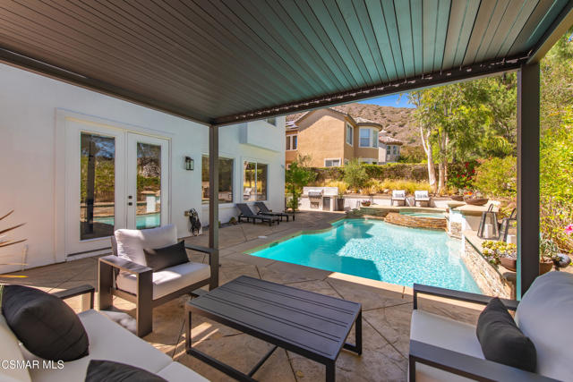 976 Blackbourne, Oak Park CA: https://media.crmls.org/mediaz/b3783f7e-d50e-4a55-b4e9-c5217cd218ae.jpg