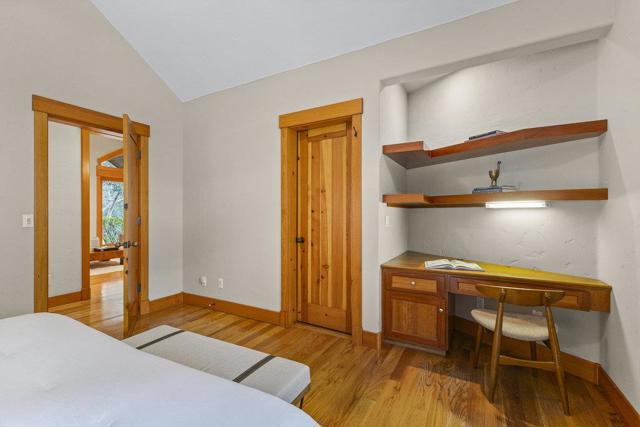 14205 Shannon Road, Los Gatos CA: https://media.crmls.org/mediaz/b37843c9-cff5-4829-814d-5e1ae5a6603e.jpg