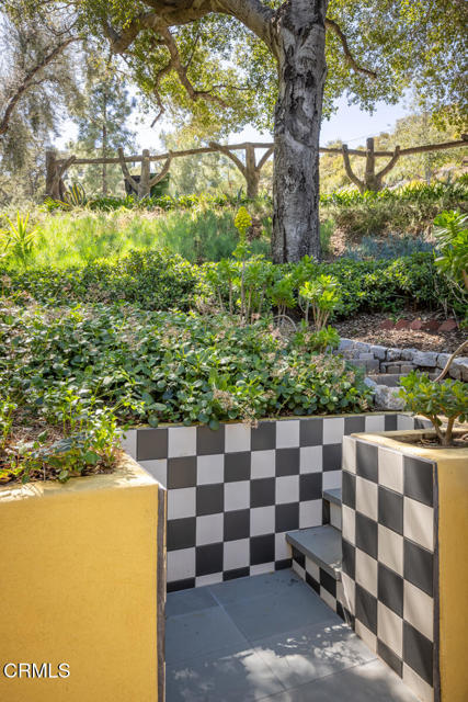 Detail Gallery Image 9 of 36 For 7580 Mcgroarty Ter, Tujunga,  CA 91042 - 3 Beds | 2 Baths
