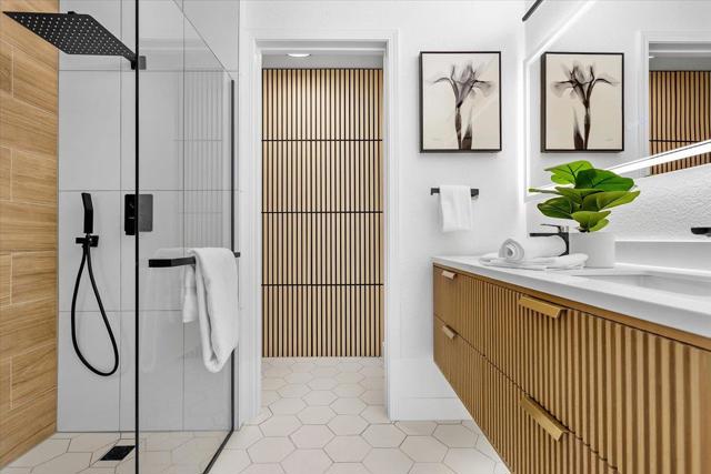 1690 Civic Center Drive, Santa Clara CA: https://media.crmls.org/mediaz/b3786e1c-336a-41d2-8432-b77a774950e6.jpg