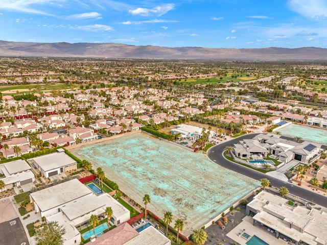57645 Valley Lane, La Quinta CA: https://media.crmls.org/mediaz/b378c804-63cb-4392-a4be-2edd824e4c3d.jpg