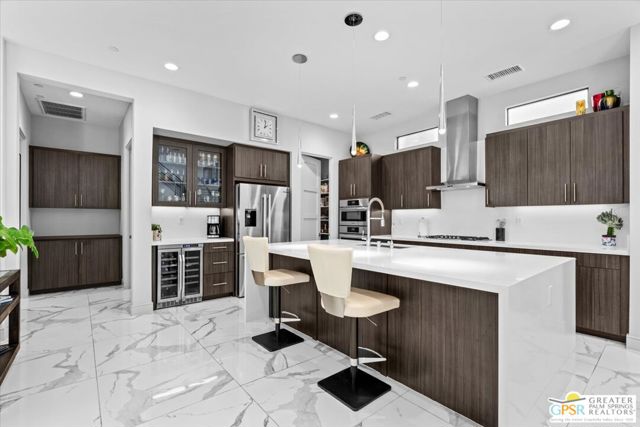 163 Blue Moon Drive, Palm Springs, CA 92262