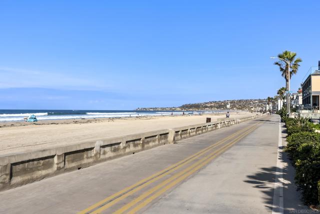 720 Nantasket Ct, San Diego CA: https://media.crmls.org/mediaz/b37a734c-d673-4854-a8e1-3da907e60a5c.jpg