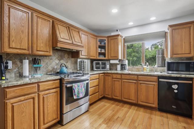 17848 Berta Canyon Road, Salinas CA: https://media.crmls.org/mediaz/b37c5034-8148-4d9a-93e7-b2f0713836b0.jpg