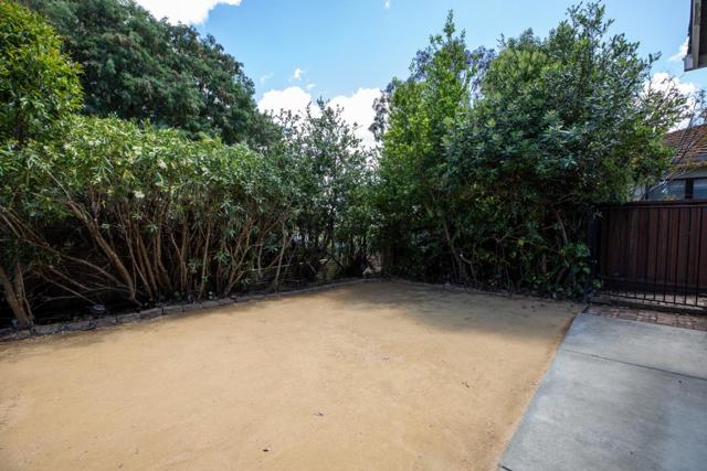 2910 Sherwood Drive, San Carlos CA: https://media.crmls.org/mediaz/b37c5976-95f0-4ea7-a310-c8e9f5141113.jpg