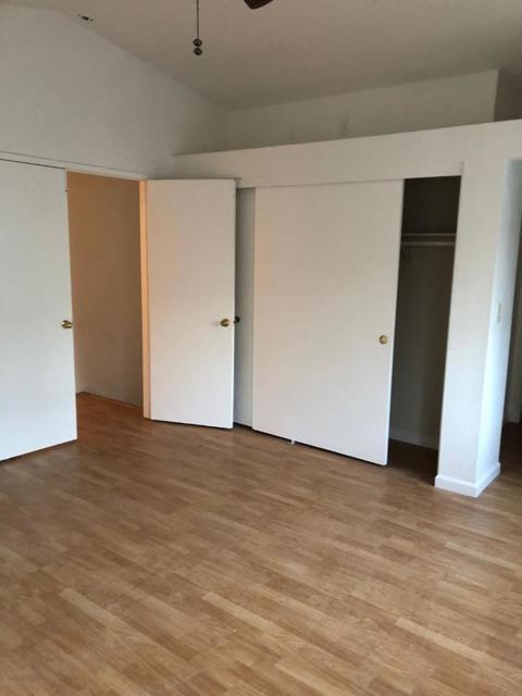 1507 Capitol Circle, Stockton CA: https://media.crmls.org/mediaz/b37d0a12-76a8-4b8b-ad13-7a60966df607.jpg