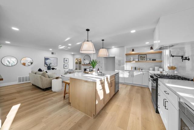 Detail Gallery Image 16 of 36 For 11026 Elderwood Ln, San Diego,  CA 92131 - 4 Beds | 2/1 Baths