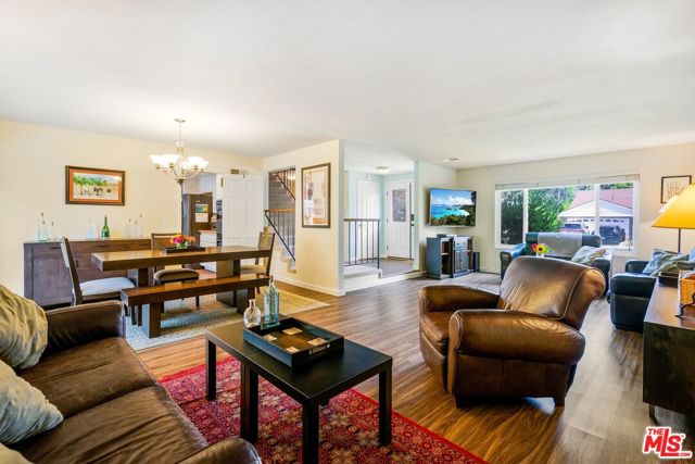 8389 Sedan Avenue, West Hills CA: https://media.crmls.org/mediaz/b37ec512-2371-4f5e-b4b0-bcf3173a18d0.jpg