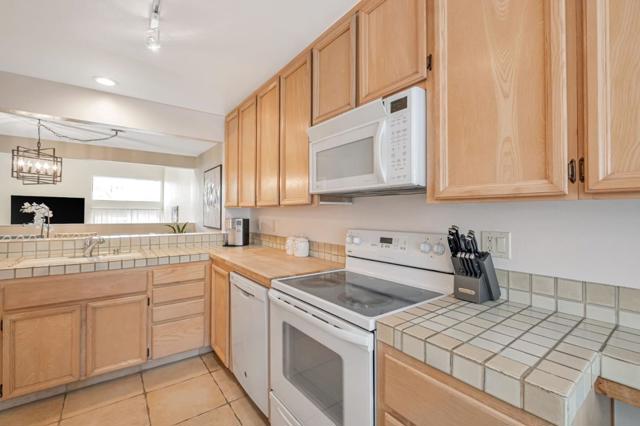 1067 Via Tornasol, Aptos CA: https://media.crmls.org/mediaz/b3817de5-3511-4312-a003-39a26e1ae926.jpg