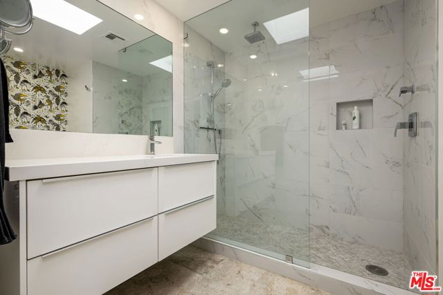 69385 Avenida De Las Montanas, Cathedral City CA: https://media.crmls.org/mediaz/b38210b4-bb81-494b-bc25-4c3c9f44d49a.jpg