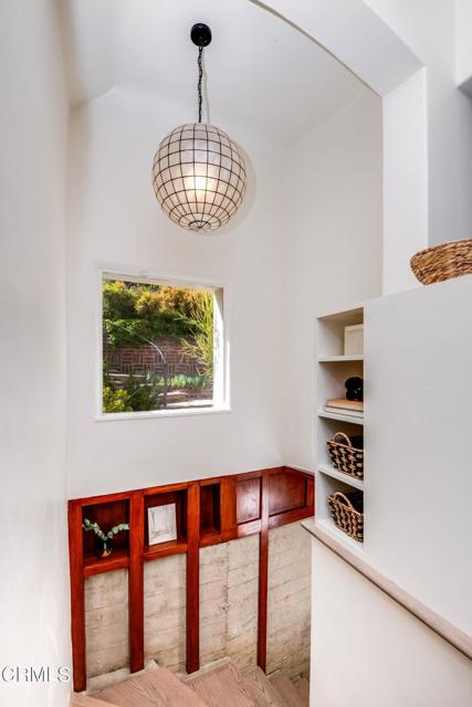 Detail Gallery Image 29 of 72 For 2082 Kenilworth Ave, Los Angeles,  CA 90039 - 4 Beds | 4 Baths