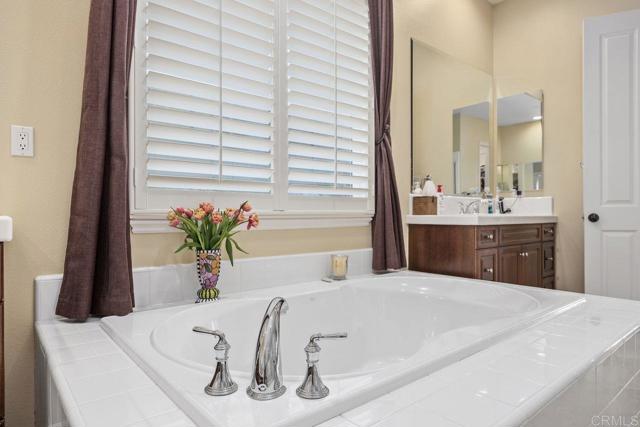 Detail Gallery Image 23 of 44 For 1758 Cuadro Vista, San Marcos,  CA 92078 - 3 Beds | 2/1 Baths