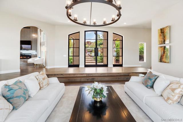 15484 Markar Rd, Poway CA: https://media.crmls.org/mediaz/b38312ed-6d1a-4933-8f6d-83f14d52bf71.jpg