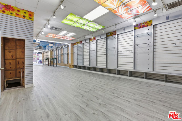  Commercial for Sale in Los Angeles, California