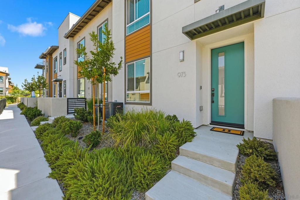 973 Bradley Way - photo 2