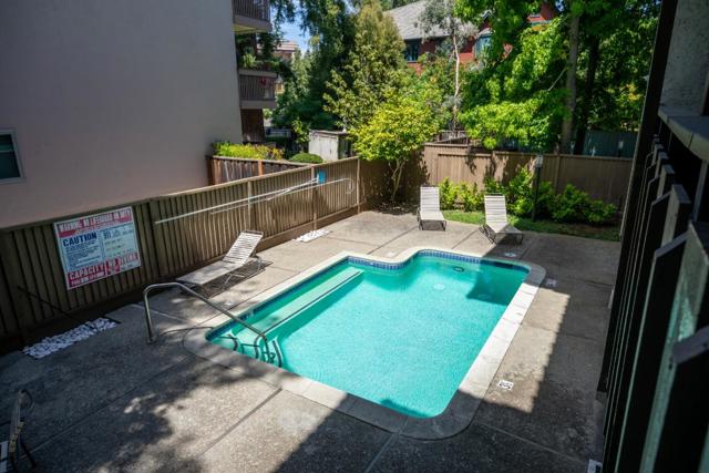 101 2nd Street, Los Altos CA: https://media.crmls.org/mediaz/b3841199-e3cf-47f4-b293-de41c105a910.jpg