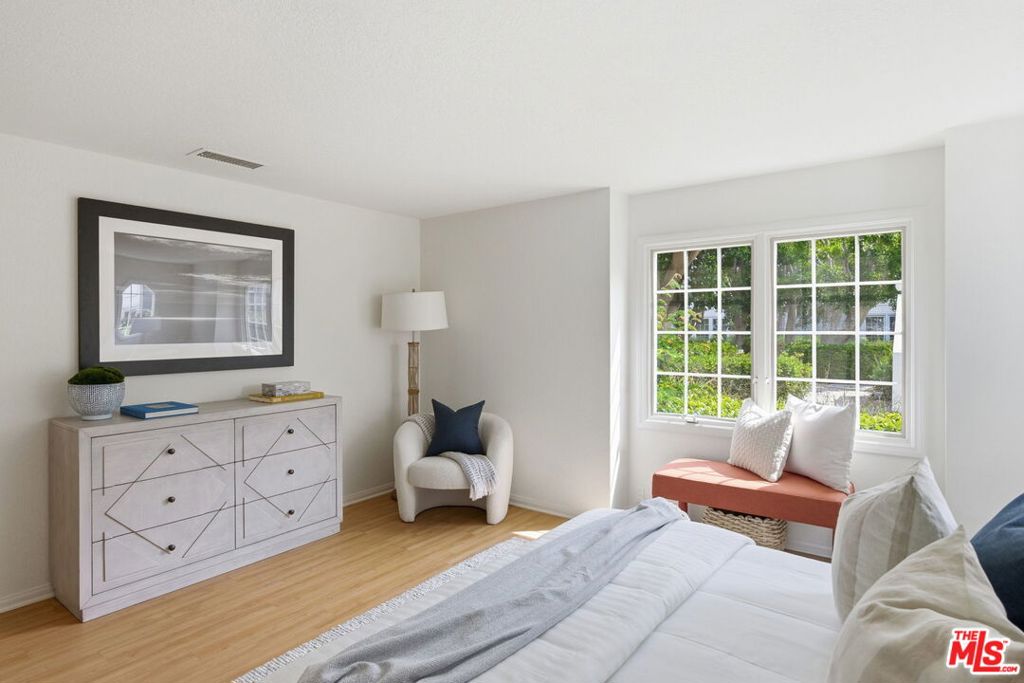 2120 Coast Highway - photo 17