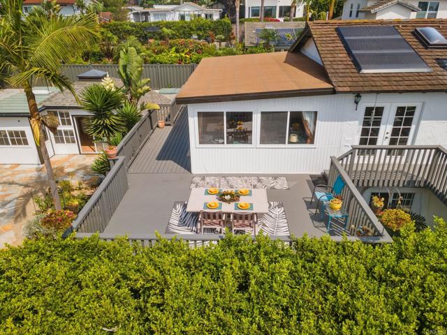 Detail Gallery Image 9 of 69 For 956 Capri Rd, Encinitas,  CA 92024 - 5 Beds | 5 Baths