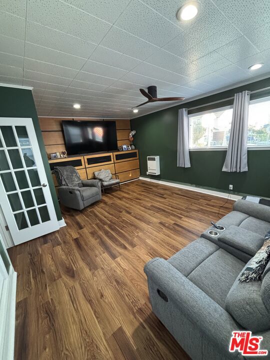 13025 Dewey Street, Los Angeles CA: https://media.crmls.org/mediaz/b385fd68-c340-440e-912d-6da291eec1d1.jpg