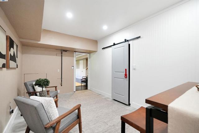 3218 Oakes Dr, Hayward CA: https://media.crmls.org/mediaz/b3860418-413c-4c7e-9db3-269d53e33a71.jpg