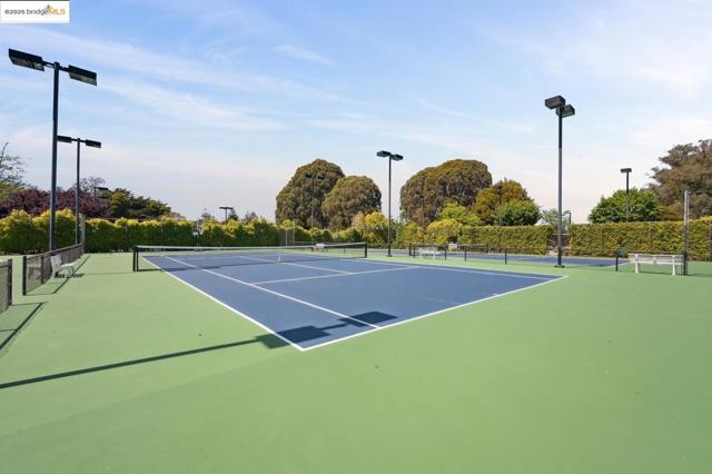 92 Marina Lakes DR, Richmond CA: https://media.crmls.org/mediaz/b3880db8-7fe9-4435-8ac8-1aad22afa8e4.jpg