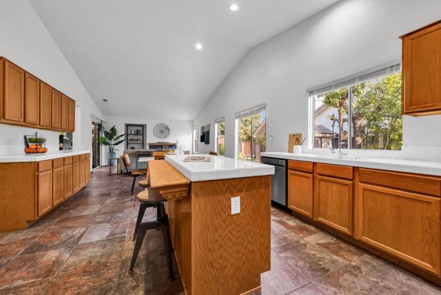 6370 Raspberry Court, Gilroy CA: https://media.crmls.org/mediaz/b388e837-9e75-4be0-bd67-65cbcde3d4b5.jpg