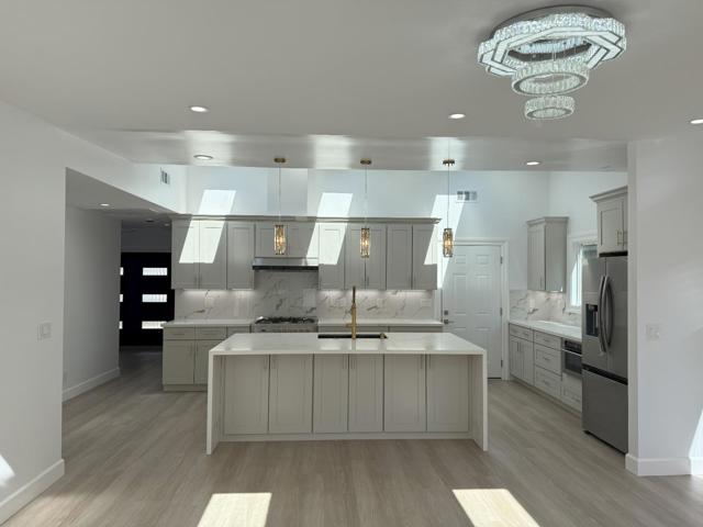 2552 Castleton Drive, San Jose CA: https://media.crmls.org/mediaz/b389ef35-3ac7-4c27-a9c7-69c0ec8c39fb.jpg