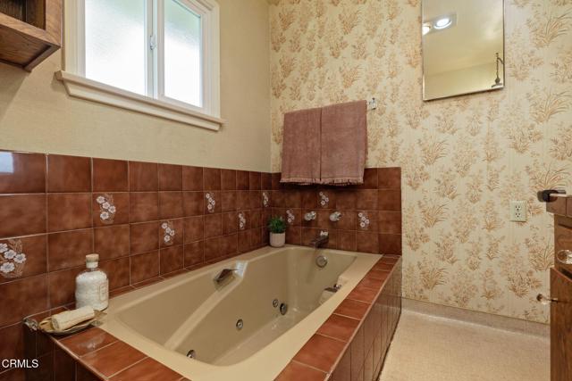 209 Dorothy Avenue, Ventura CA: https://media.crmls.org/mediaz/b38ace98-c7ad-4b07-9b26-db0a47e5144c.jpg