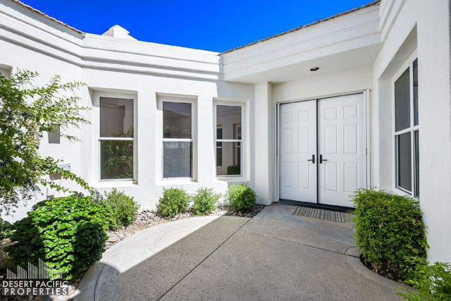 75070 Muirfield Court, Indian Wells CA: https://media.crmls.org/mediaz/b38b993f-1ec1-4702-b362-79ca7e9b94eb.jpg