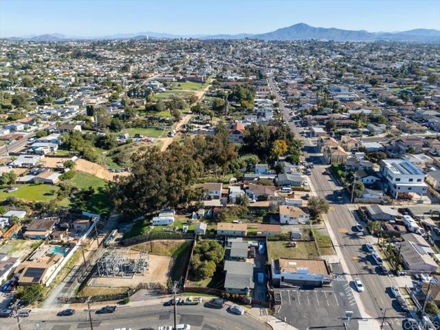 Detail Gallery Image 7 of 7 For 2641 45 E 18th, National City,  CA 91950 - 4 Beds | 3 Baths