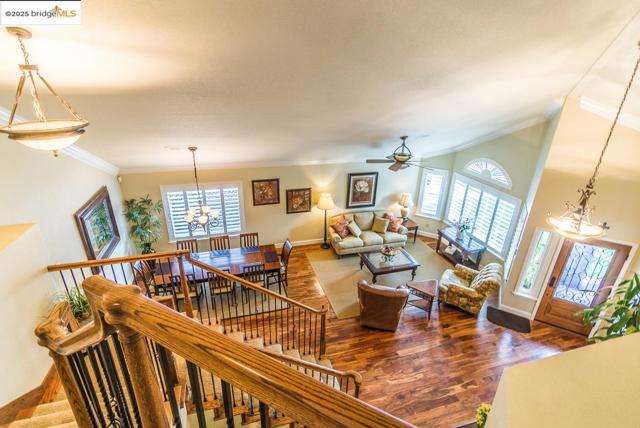 2438 Pinehurst Ct, Discovery Bay CA: https://media.crmls.org/mediaz/b38d2527-c3cf-4e84-96db-68baa8fddade.jpg